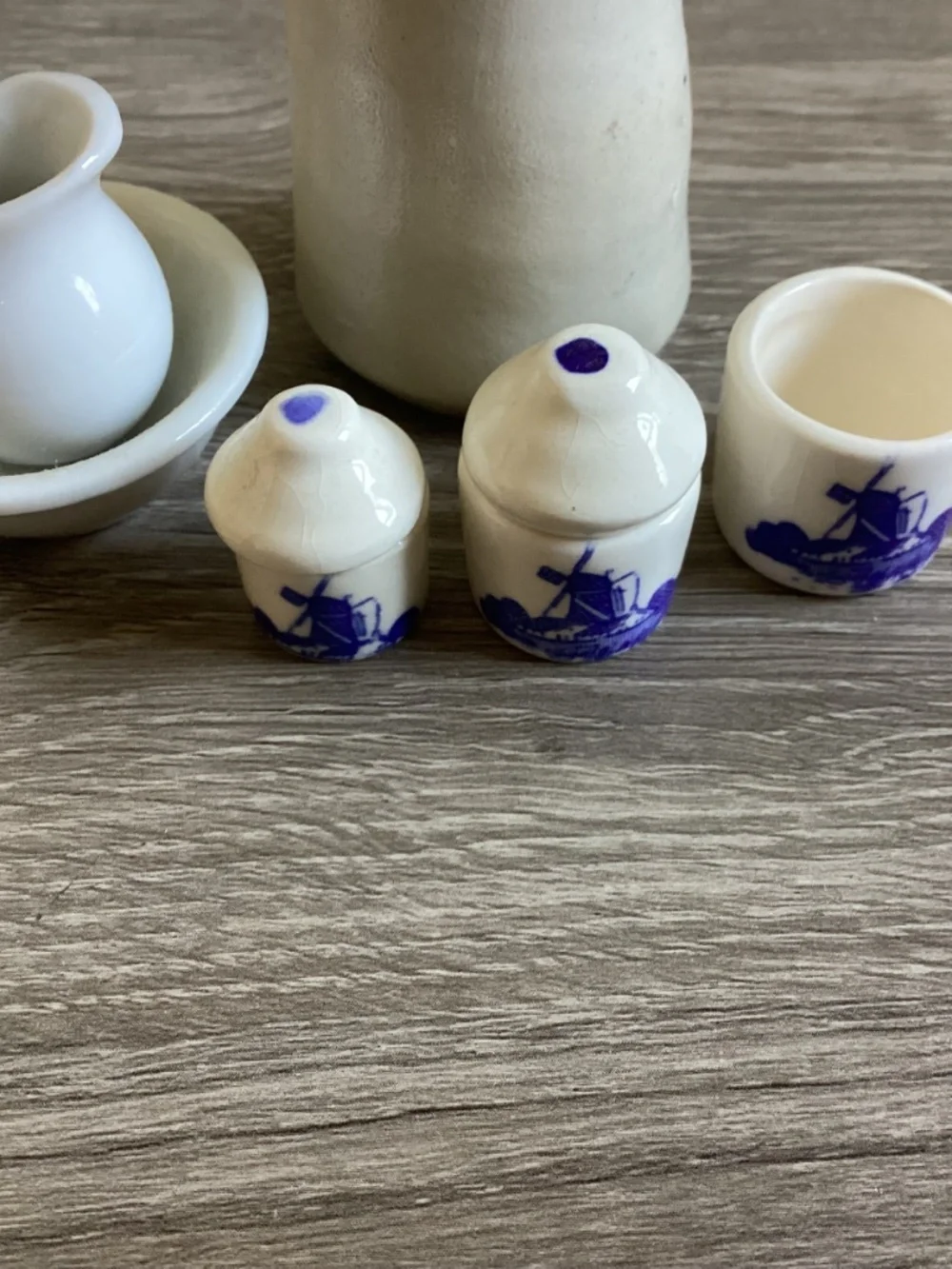 Dollhouse Miniatures Lot Ceramic Pottery Blue & White Delft Canisters Pitcher